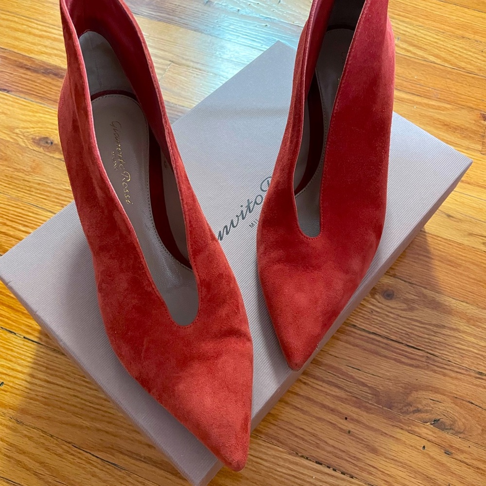 Gianvito Rossi shoes in suede